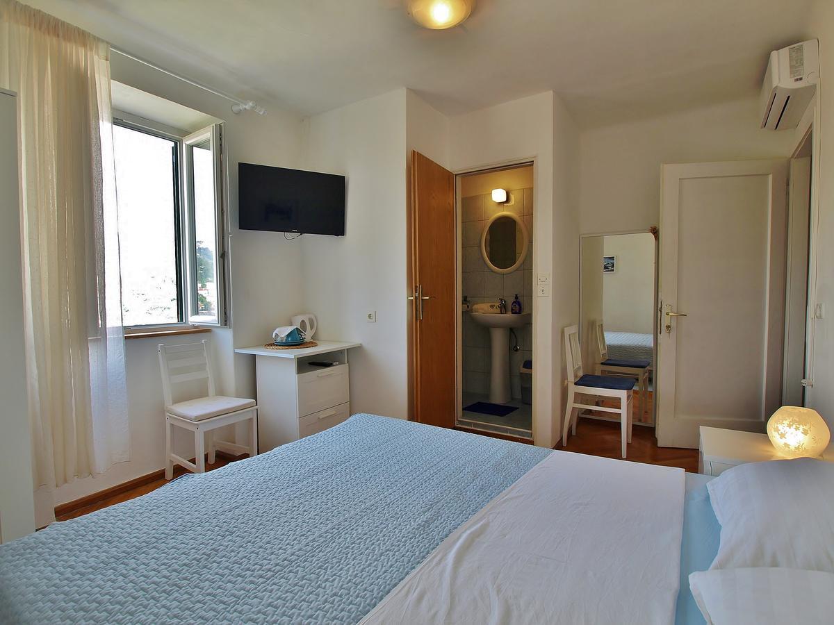Rooms And Studio Old Town Раб Екстер'єр фото